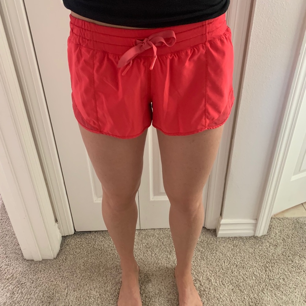Lululemon hotty hot 2.5 short